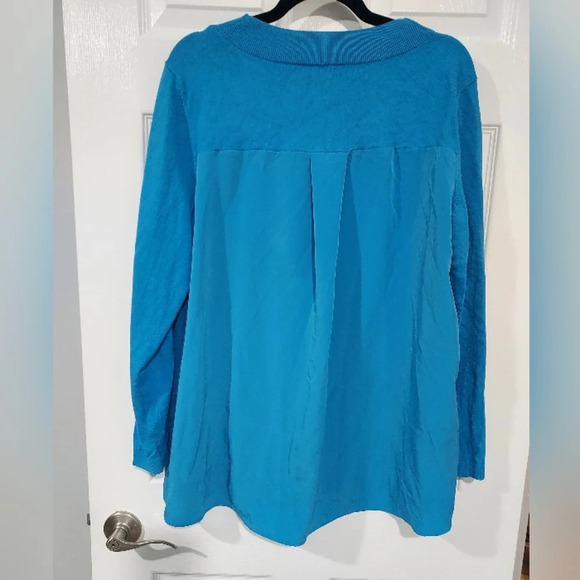 Talbots Woman Blue V-Neck Long Sleeve Lightweight Sweater in Size 1X - Picture 8 of 10